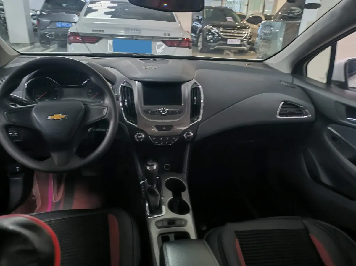 2018 Chevrolet Cruze 1.5L 114HP L4 6AT,autocango,china used car exporter,china ev exporter,chinese used car exporter,chinese used ev exporter