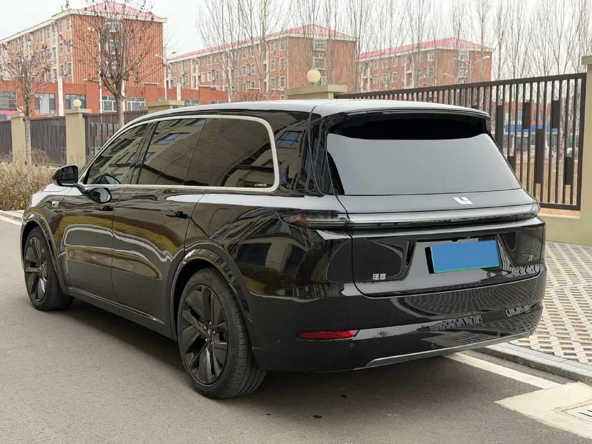 2022 Li L9 Range Extended 154HP REEV 42.6KWH,autocango,china used car exporter,china ev exporter,chinese used car exporter,chinese used ev exporter