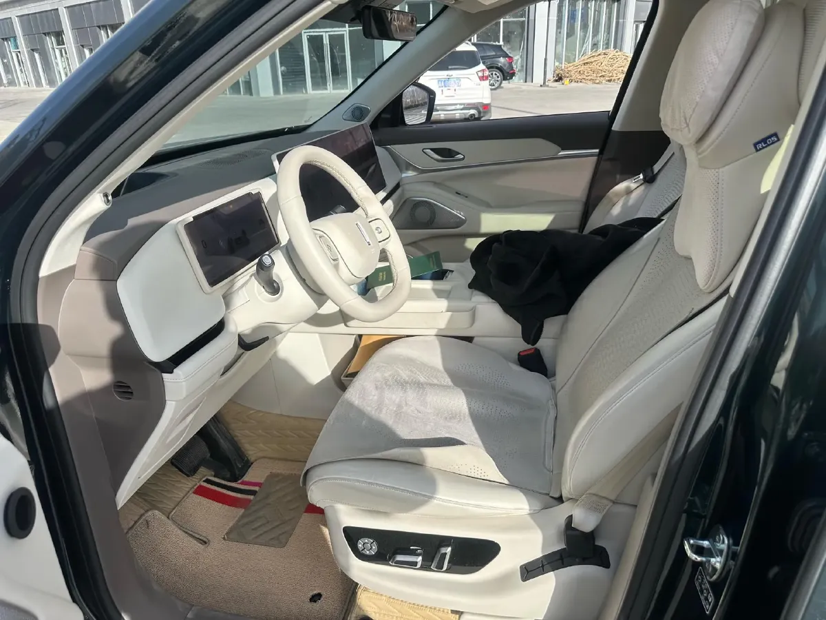 2025 WEY BlueMountain 1.5T 170HP L4 4DHT PHEV 44.5KWH,autocango,china used car exporter,china ev exporter,chinese used car exporter,chinese used ev exporter