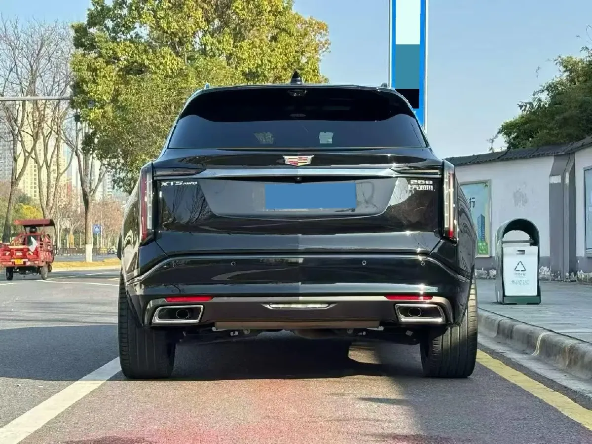 2024 Cadillac XT5 2.0T 237HP L4 9AT,autocango,china used car exporter,china ev exporter,chinese used car exporter,chinese used ev exporter