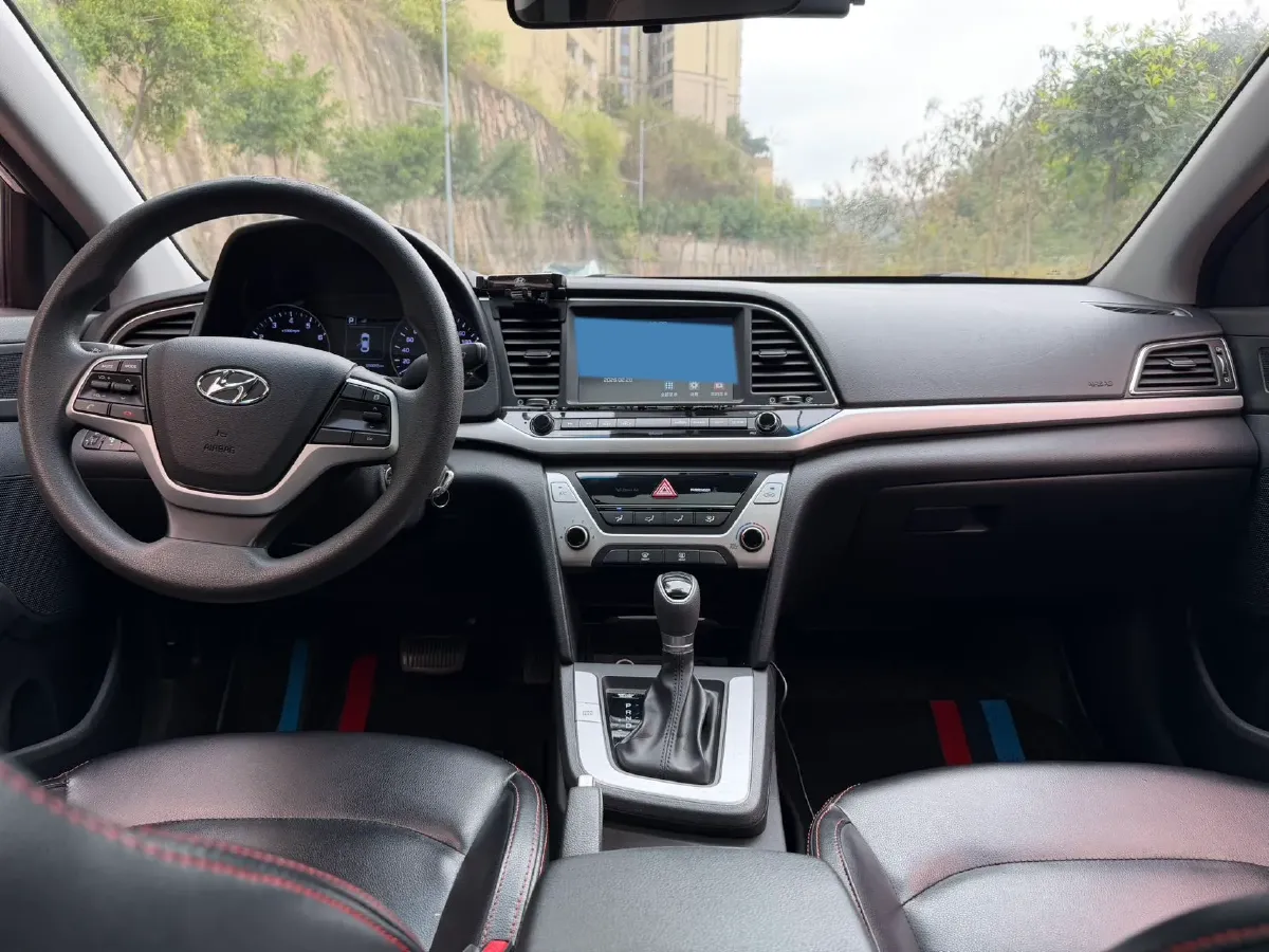 2016 Hyundai Elantra 1.6L 130HP L4 6AT,autocango,china used car exporter,china ev exporter,chinese used car exporter,chinese used ev exporter