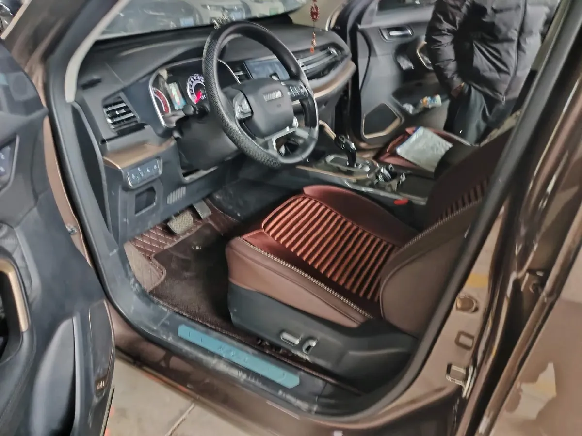 2020 Haval H6 1.5T 169HP L4 7DCT,autocango,china used car exporter,china ev exporter,chinese used car exporter,chinese used ev exporter