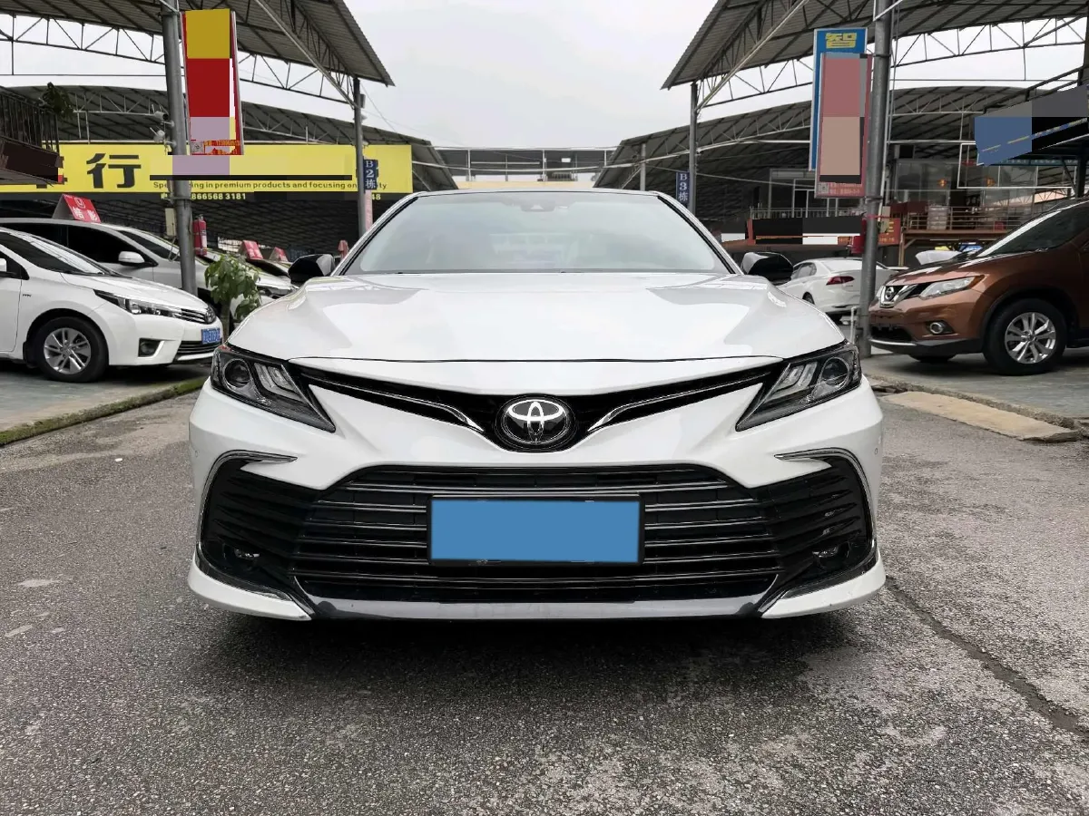 2021 Toyota Camry 2.5L 209HP L4 8AT,autocango,china used car exporter,china ev exporter,chinese used car exporter,chinese used ev exporter
