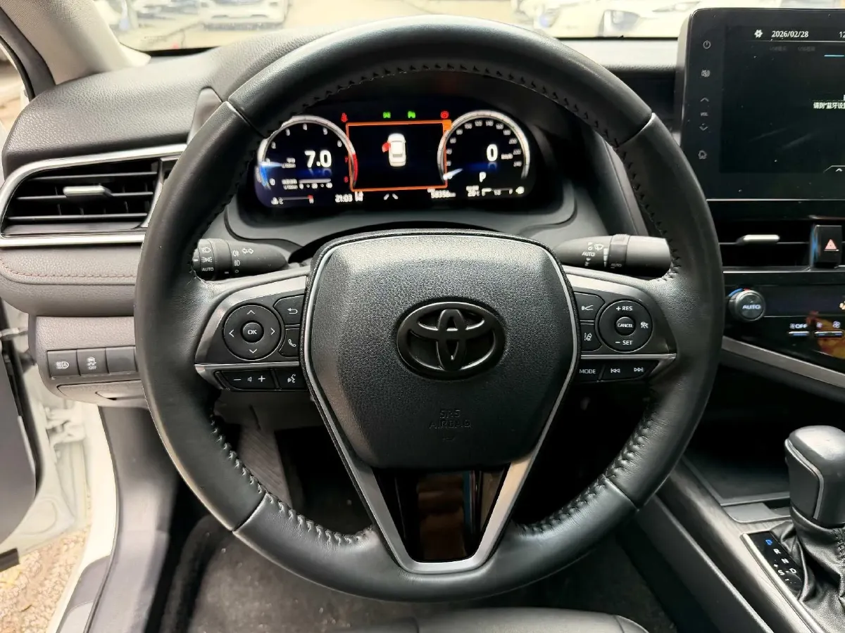 2021 Toyota Camry 2.5L 209HP L4 8AT,autocango,china used car exporter,china ev exporter,chinese used car exporter,chinese used ev exporter