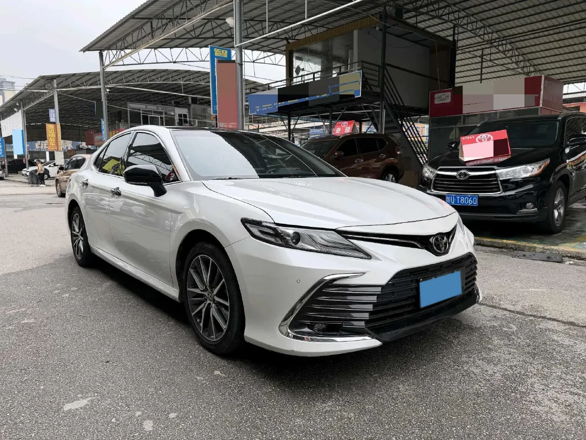 2021 Toyota Camry 2.5L 209HP L4 8AT,autocango,china used car exporter,china ev exporter,chinese used car exporter,chinese used ev exporter
