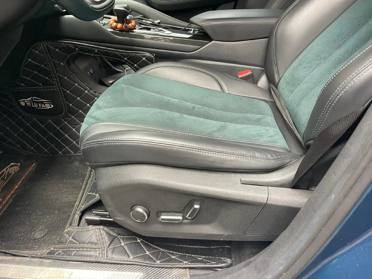 2021 Geely Monjaro 2.0T 218HP L4 7DCT,autocango,china used car exporter,china ev exporter,chinese used car exporter,chinese used ev exporter