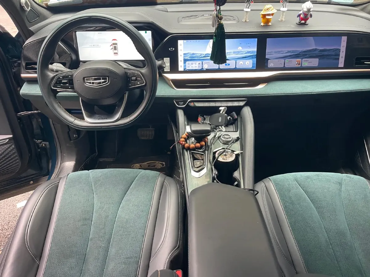 2021 Geely Monjaro 2.0T 218HP L4 7DCT,autocango,china used car exporter,china ev exporter,chinese used car exporter,chinese used ev exporter