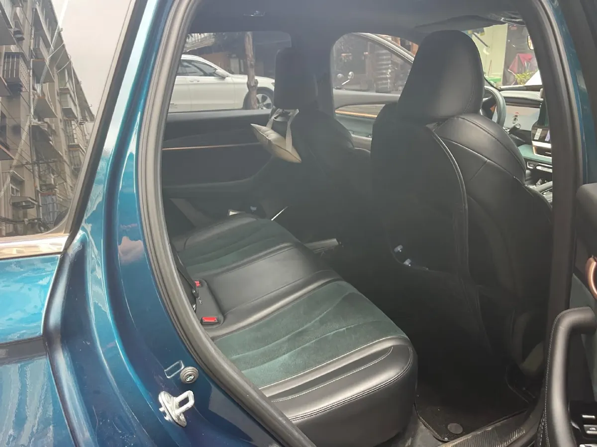 2021 Geely Monjaro 2.0T 218HP L4 7DCT,autocango,china used car exporter,china ev exporter,chinese used car exporter,chinese used ev exporter