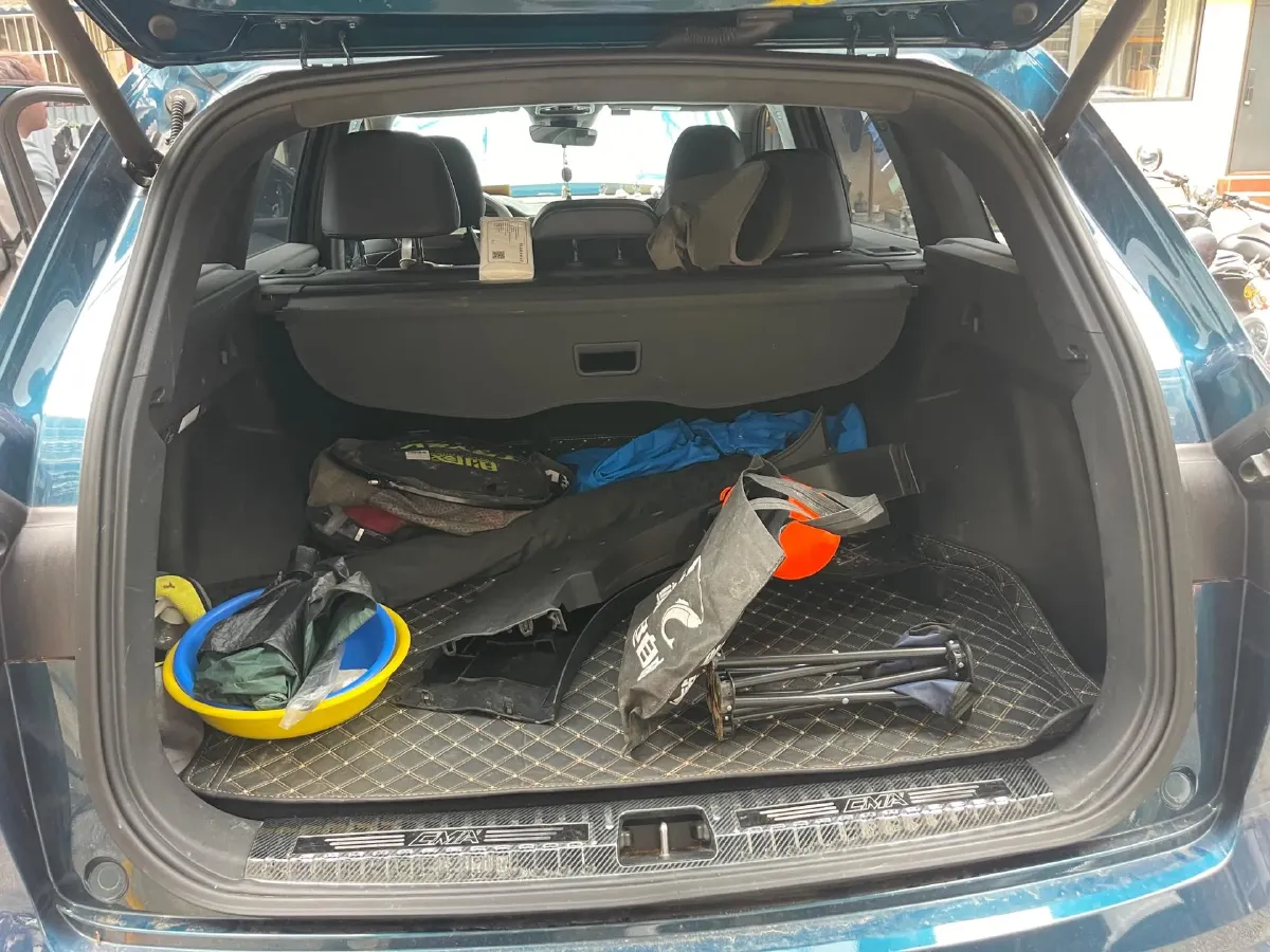 2021 Geely Monjaro 2.0T 218HP L4 7DCT,autocango,china used car exporter,china ev exporter,chinese used car exporter,chinese used ev exporter