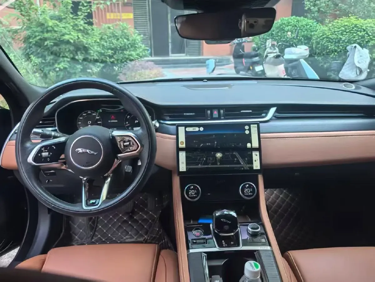 2022 Jaguar XFL 2.0T 250HP L4 8AT,autocango,china used car exporter,china ev exporter,chinese used car exporter,chinese used ev exporter