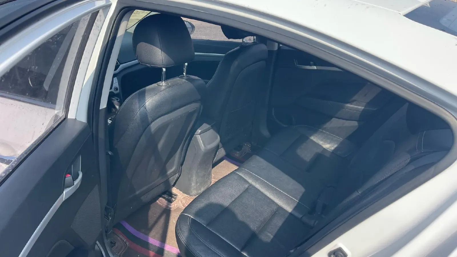 2016 Hyundai Elantra 1.6L 130HP L4 6AT,autocango,china used car exporter,china ev exporter,chinese used car exporter,chinese used ev exporter