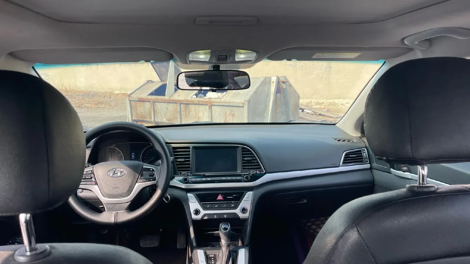 2016 Hyundai Elantra 1.6L 130HP L4 6AT,autocango,china used car exporter,china ev exporter,chinese used car exporter,chinese used ev exporter