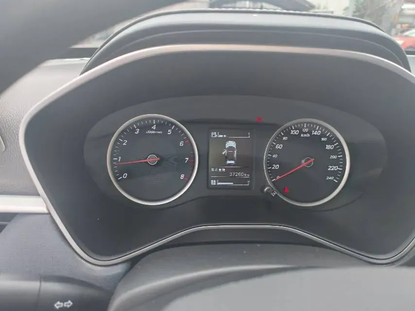 2018 BaoJun 530 1.5T 150HP L4 6MT,autocango,china used car exporter,china ev exporter,chinese used car exporter,chinese used ev exporter