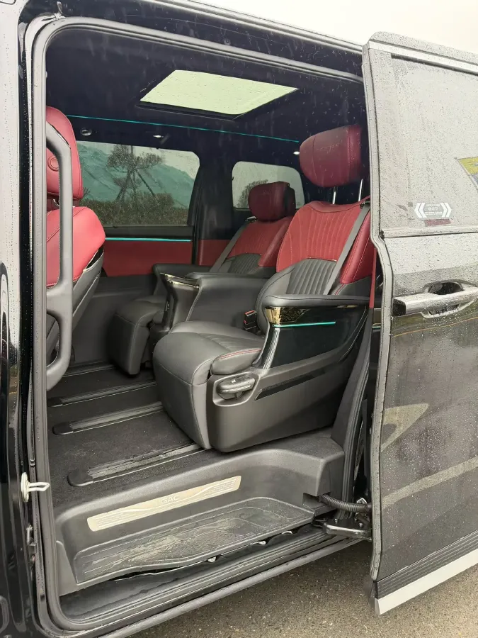 2025 GAC Trumpchi M8 2.0T 190HP L4 2DHT Hybrid,autocango,china used car exporter,china ev exporter,chinese used car exporter,chinese used ev exporter