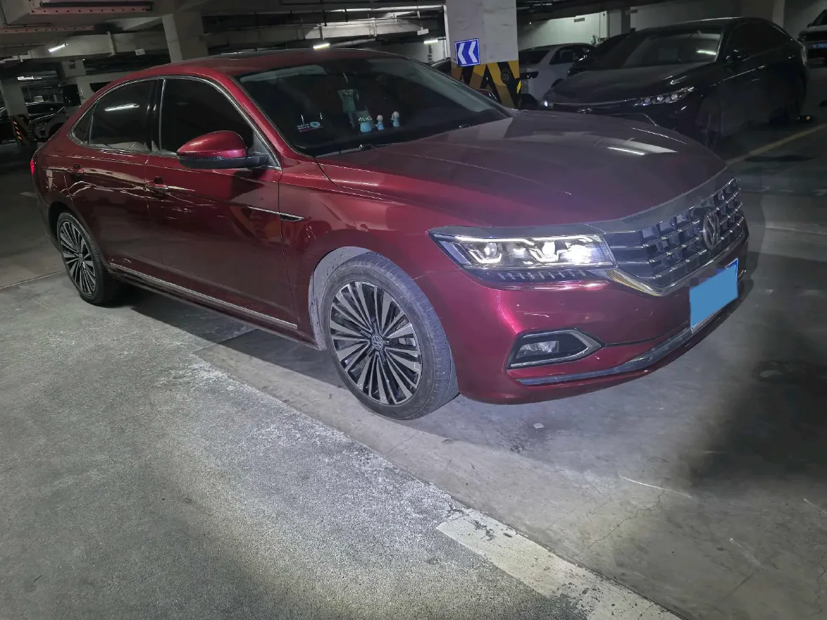2019 Volkswagen Passat 2.0T 186HP L4 7DCT,autocango,china used car exporter,china ev exporter,chinese used car exporter,chinese used ev exporter