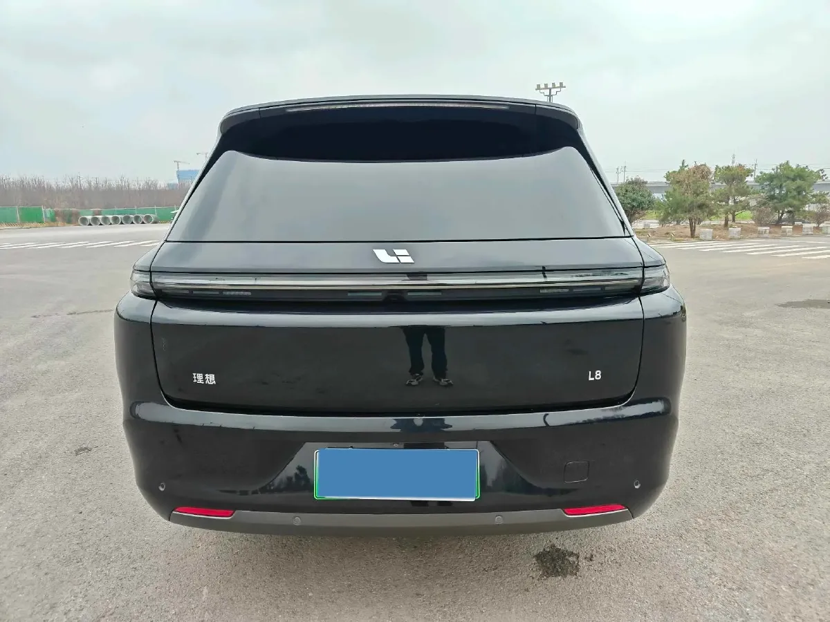 2023 Li L8 Range Extended 154HP REEV 40.9KWH,autocango,china used car exporter,china ev exporter,chinese used car exporter,chinese used ev exporter