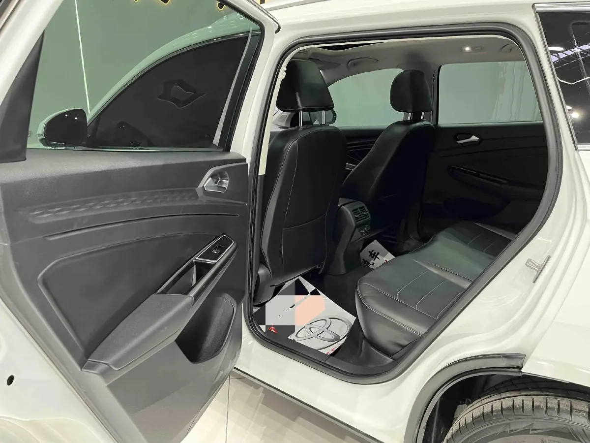 2021 Jetta VS7 1.4T 150HP L4 6AT,autocango,china used car exporter,china ev exporter,chinese used car exporter,chinese used ev exporter