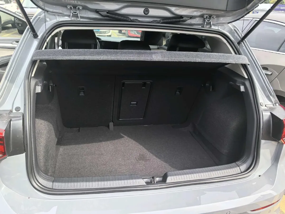 2024 Volkswagen Golf 1.4T 150HP L4 7DCT,autocango,china used car exporter,china ev exporter,chinese used car exporter,chinese used ev exporter