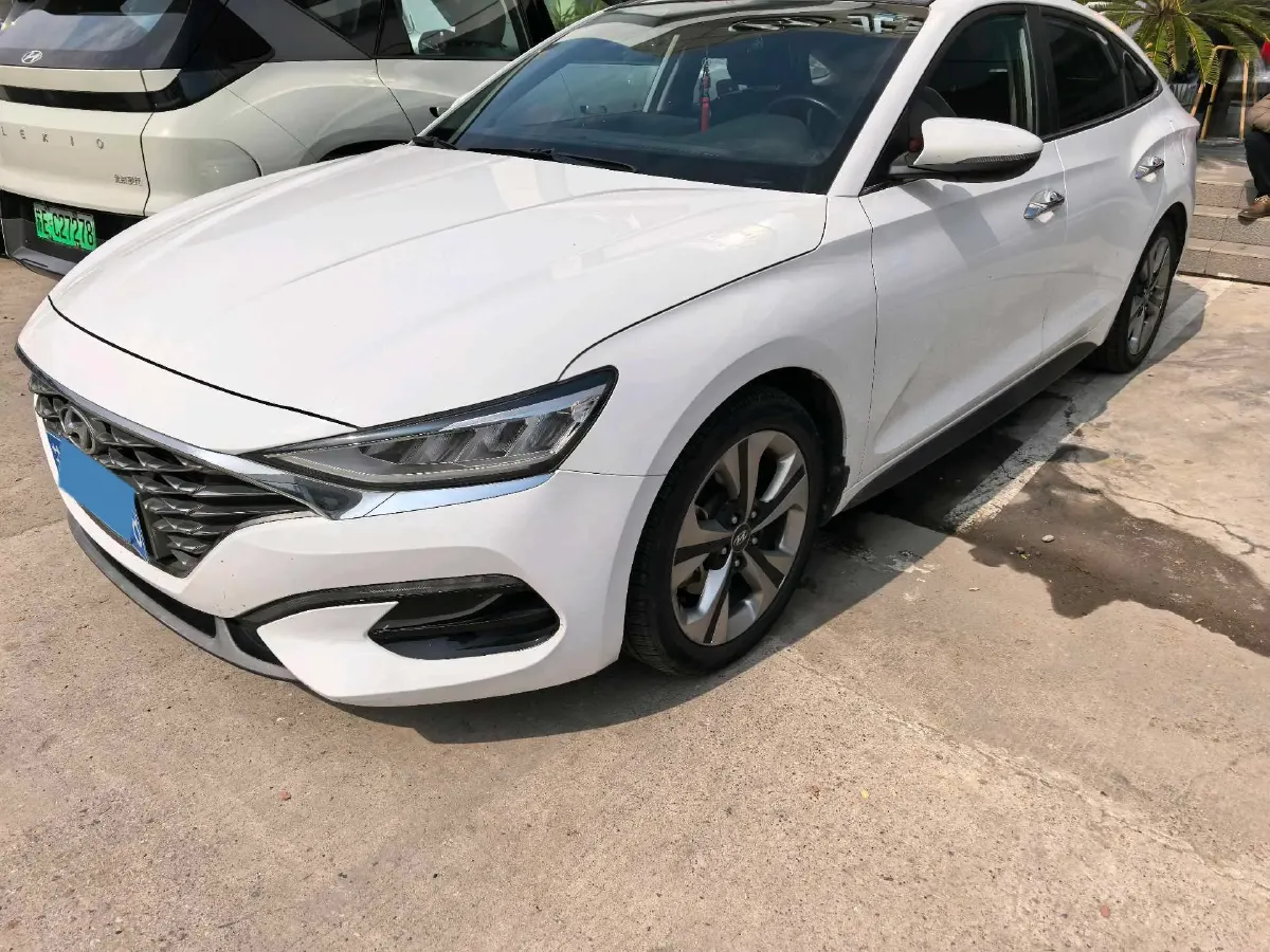 2019 Hyundai La Festa 1.6T 190HP L4 7DCT,autocango,china used car exporter,china ev exporter,chinese used car exporter,chinese used ev exporter