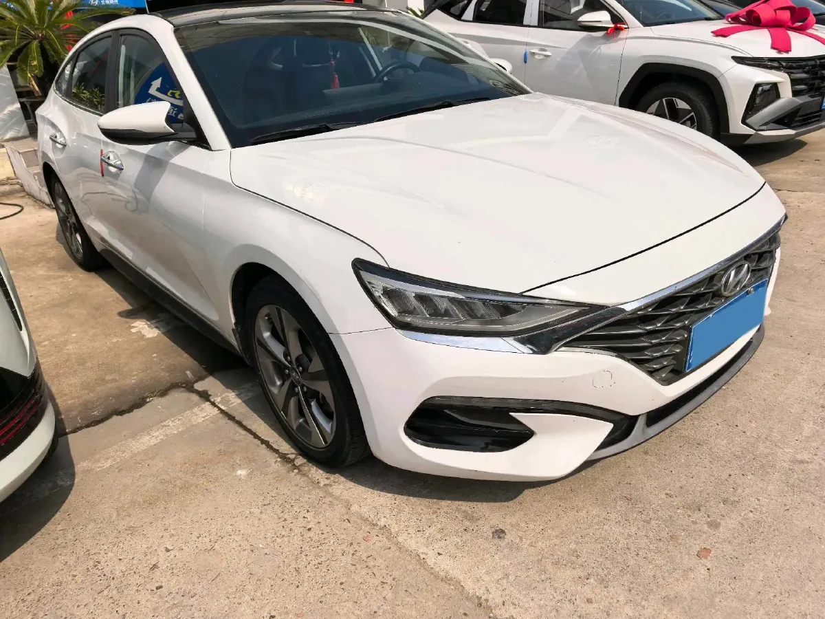 2019 Hyundai La Festa 1.6T 190HP L4 7DCT,autocango,china used car exporter,china ev exporter,chinese used car exporter,chinese used ev exporter