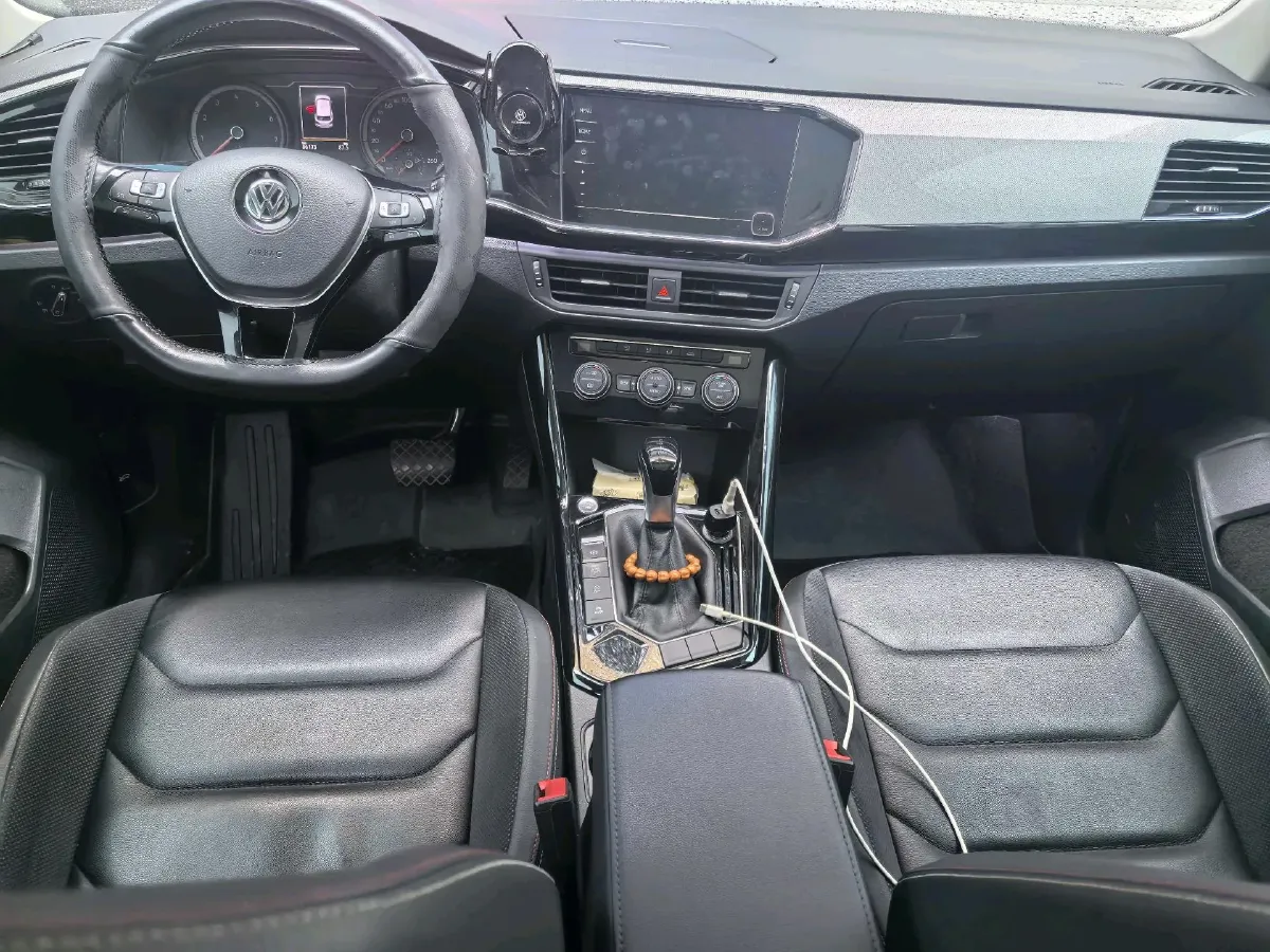 2019 Jeep Cherokee 2.0T 234HP L4 9AT,autocango,china used car exporter,china ev exporter,chinese used car exporter,chinese used ev exporter