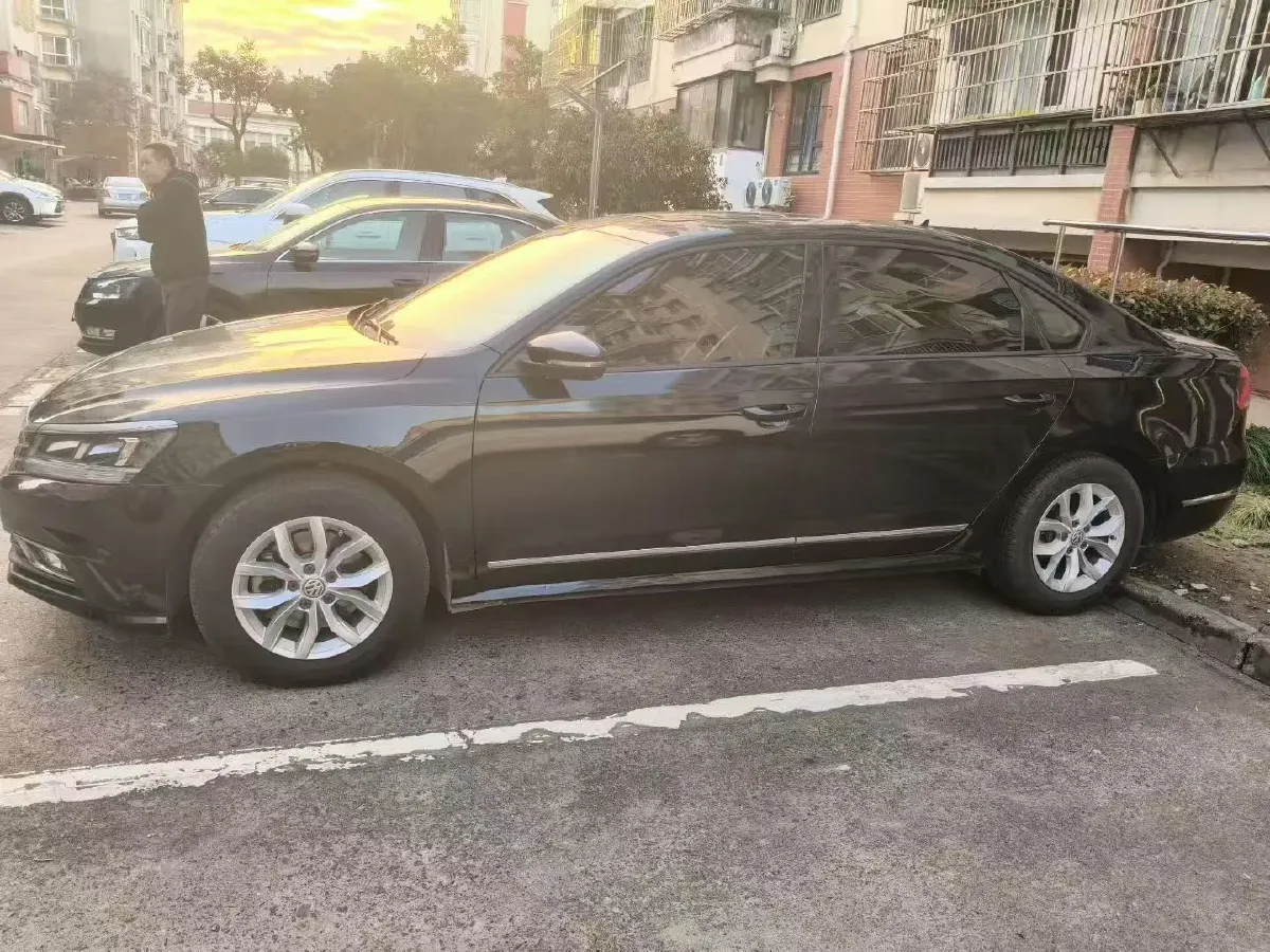 2017 Volkswagen Passat 1.4T 150HP L4 7DCT,autocango,china used car exporter,china ev exporter,chinese used car exporter,chinese used ev exporter