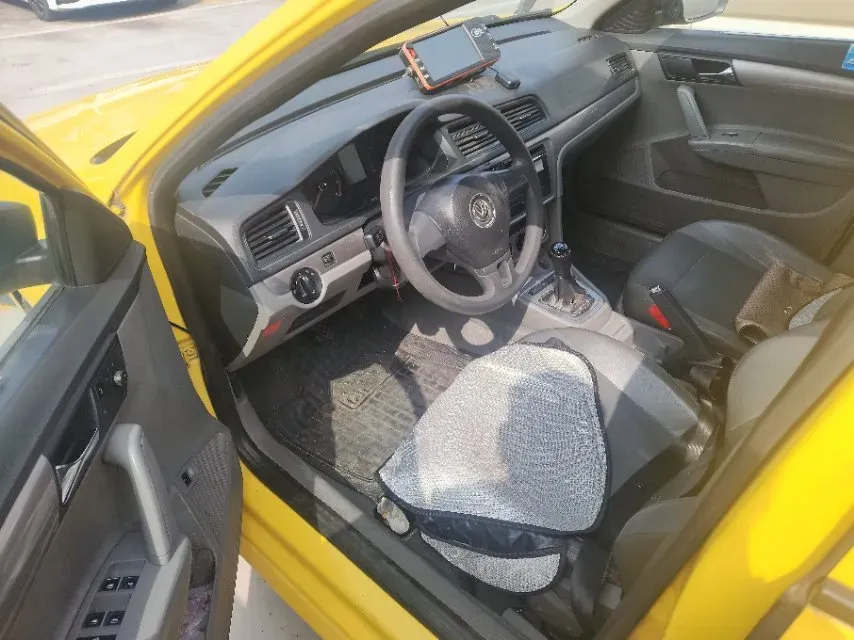 2018 Volkswagen Lavida 1.5L 112HP L4 5MT,autocango,china used car exporter,china ev exporter,chinese used car exporter,chinese used ev exporter