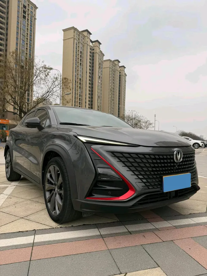2021 ChangAn UNI-T 1.5T 180HP L4 7DCT,autocango,china used car exporter,china ev exporter,chinese used car exporter,chinese used ev exporter