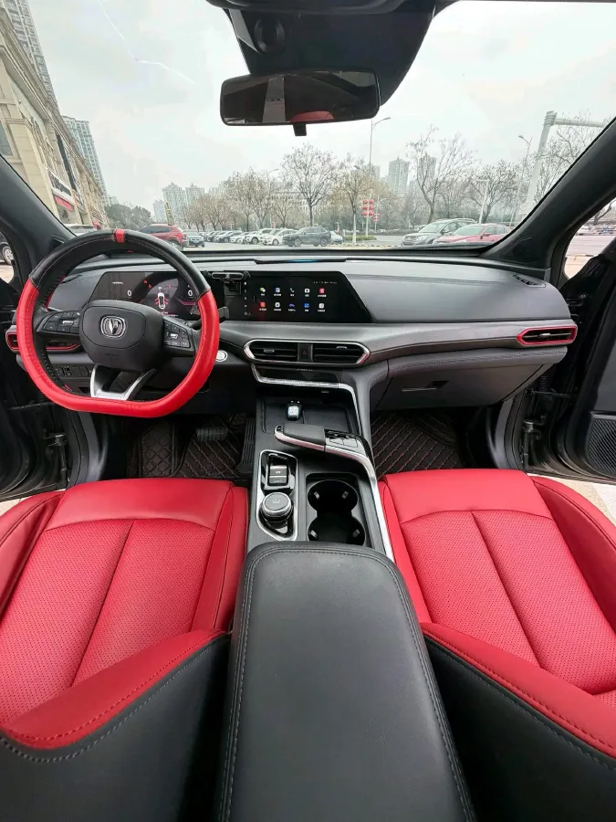 2021 ChangAn UNI-T 1.5T 180HP L4 7DCT,autocango,china used car exporter,china ev exporter,chinese used car exporter,chinese used ev exporter