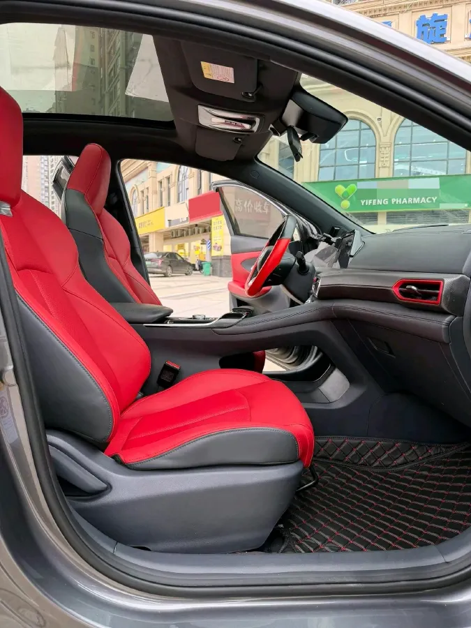 2021 ChangAn UNI-T 1.5T 180HP L4 7DCT,autocango,china used car exporter,china ev exporter,chinese used car exporter,chinese used ev exporter