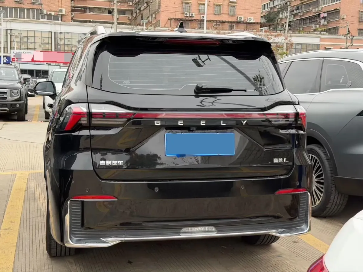 2025 Geely Okavango L 2.0T 218HP L4 7DCT,autocango,china used car exporter,china ev exporter,chinese used car exporter,chinese used ev exporter