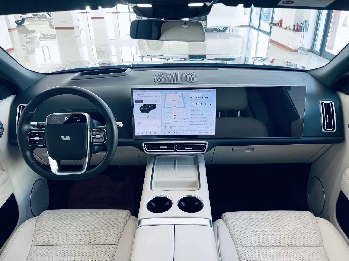 2023 Li L8 Range Extended 154HP REEV 40.9KWH,autocango,china used car exporter,china ev exporter,chinese used car exporter,chinese used ev exporter