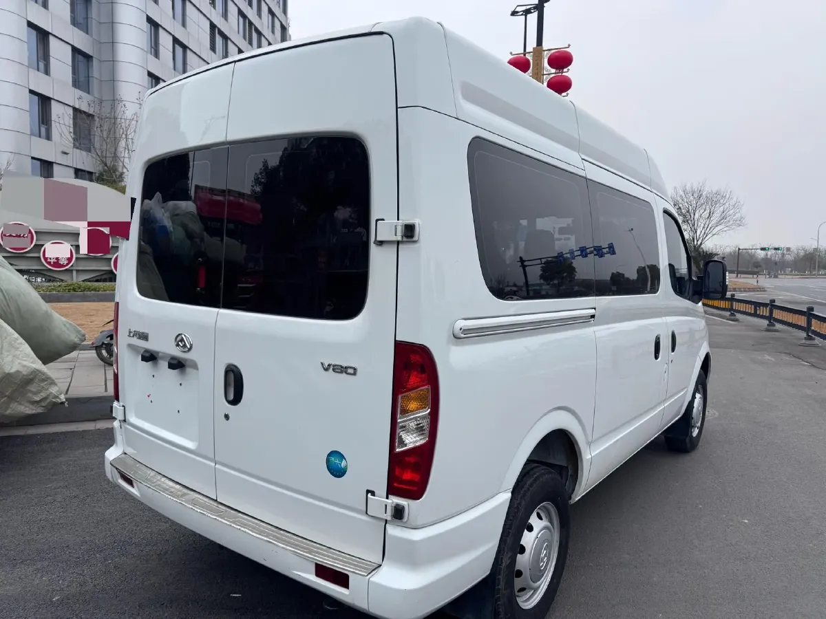 2023 MAXUS XinTu V70 2.0T 125HP L4 6MT,autocango,china used car exporter,china ev exporter,chinese used car exporter,chinese used ev exporter