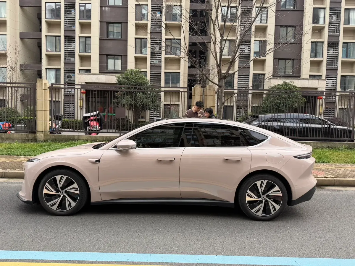 2024 NIO ET5 BEV 75KWH,autocango,china used car exporter,china ev exporter,chinese used car exporter,chinese used ev exporter