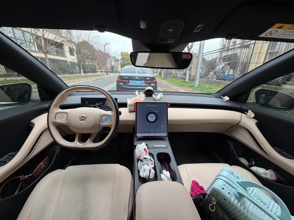 2024 NIO ET5 BEV 75KWH,autocango,china used car exporter,china ev exporter,chinese used car exporter,chinese used ev exporter