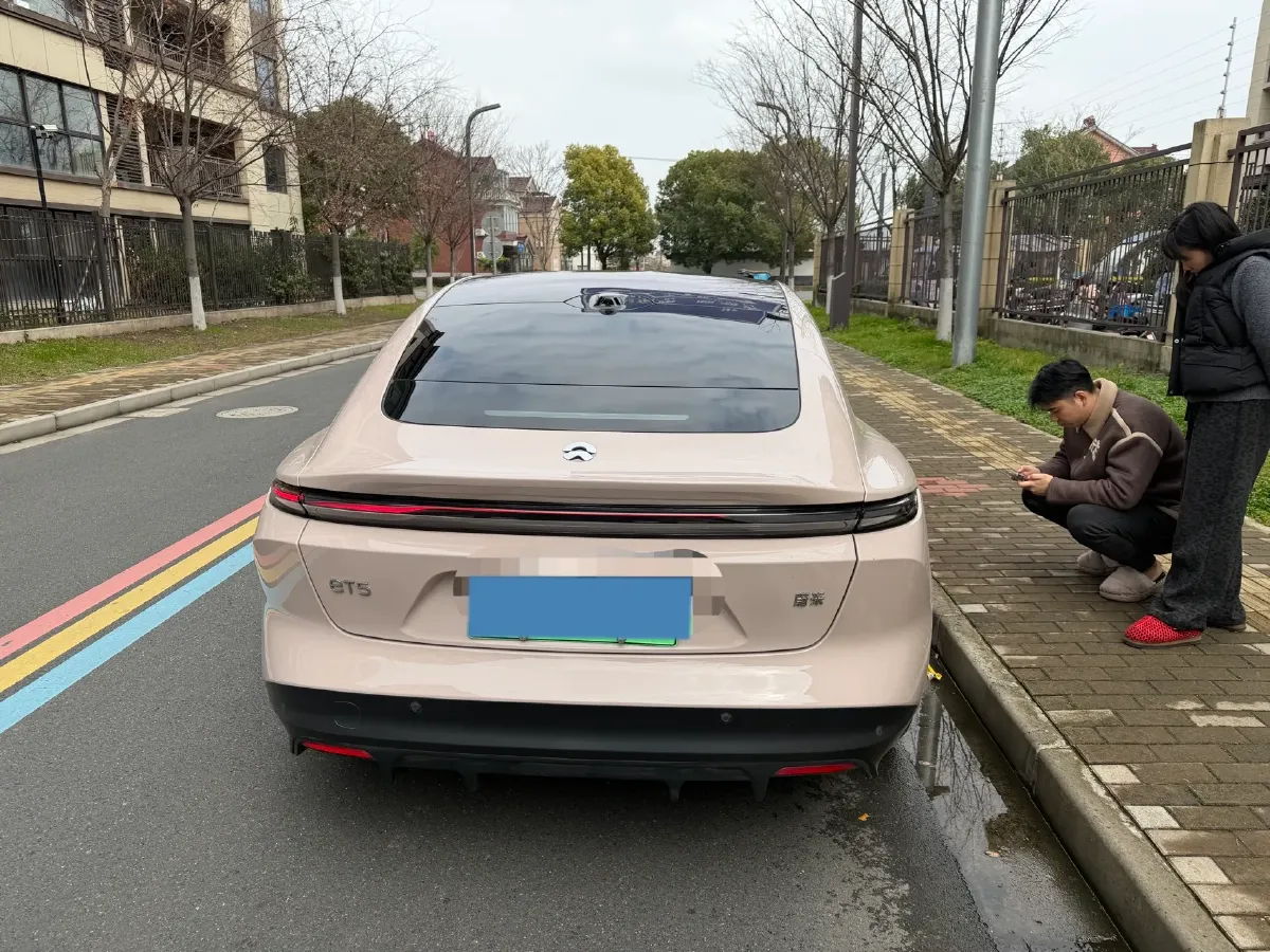 2024 NIO ET5 BEV 75KWH,autocango,china used car exporter,china ev exporter,chinese used car exporter,chinese used ev exporter