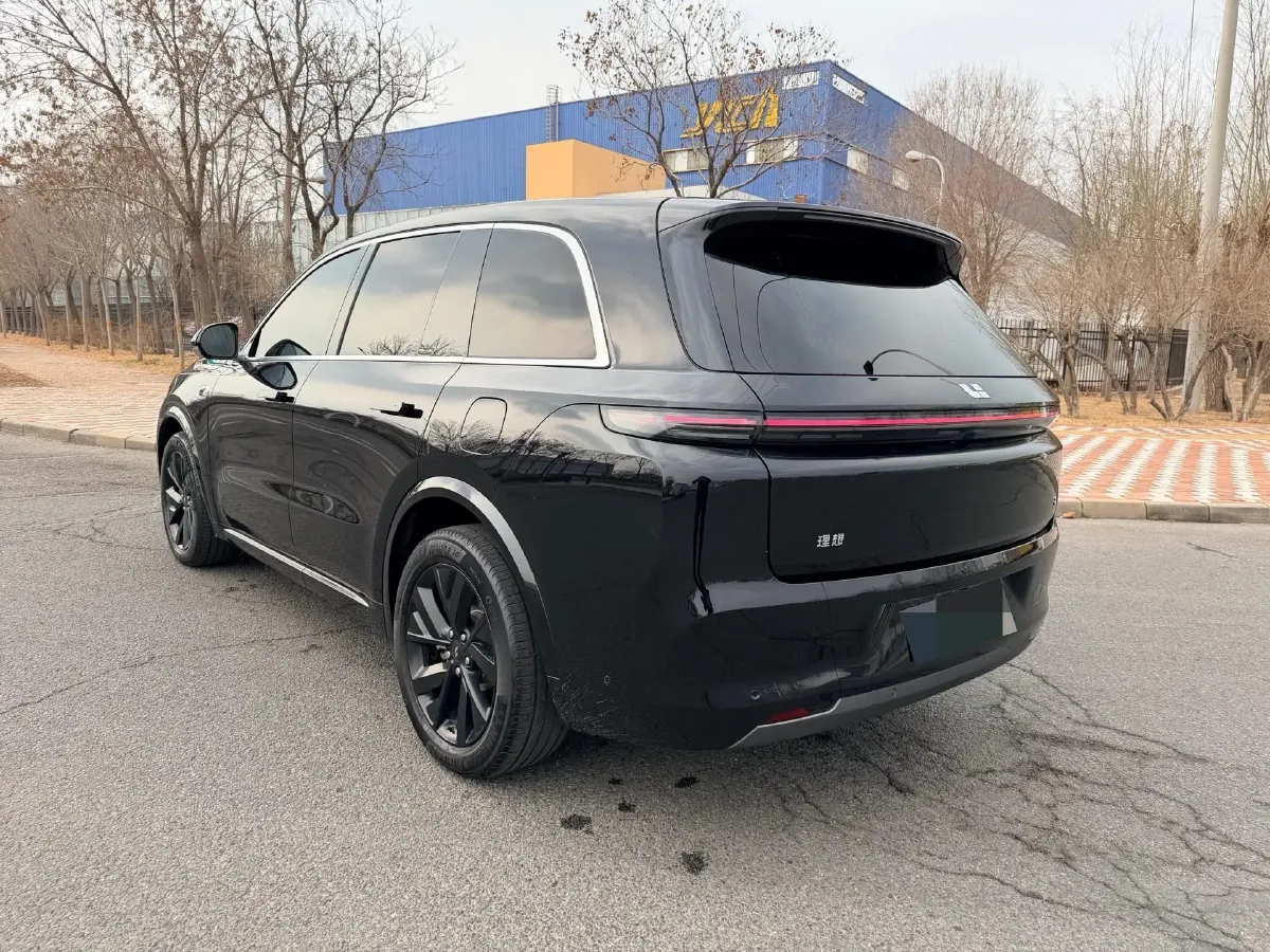 2023 Li L7 Range Extended 154HP REEV 40.9KWH,autocango,china used car exporter,china ev exporter,chinese used car exporter,chinese used ev exporter