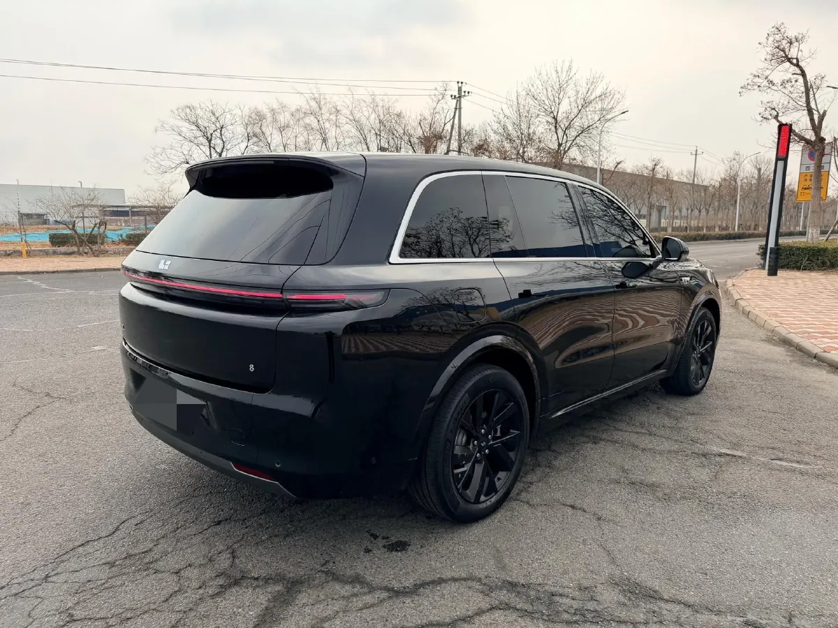 2023 Li L7 Range Extended 154HP REEV 40.9KWH,autocango,china used car exporter,china ev exporter,chinese used car exporter,chinese used ev exporter