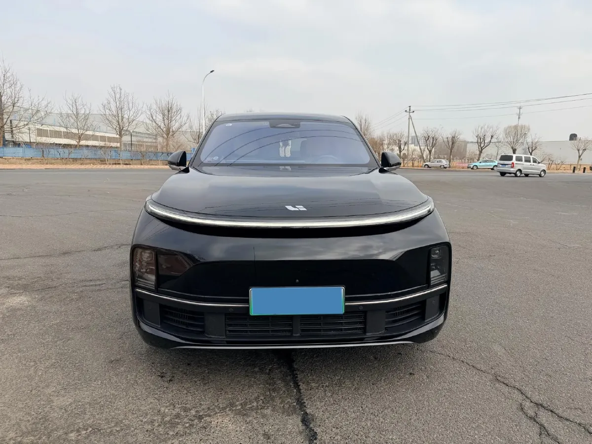 2023 Li L7 Range Extended 154HP REEV 40.9KWH,autocango,china used car exporter,china ev exporter,chinese used car exporter,chinese used ev exporter