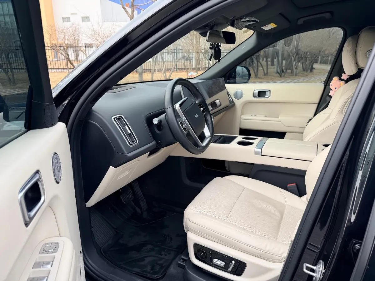 2023 Li L7 Range Extended 154HP REEV 40.9KWH,autocango,china used car exporter,china ev exporter,chinese used car exporter,chinese used ev exporter