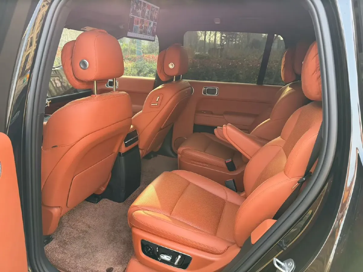 2023 Li L9 Range Extended 154HP REEV 42.6KWH,autocango,china used car exporter,china ev exporter,chinese used car exporter,chinese used ev exporter