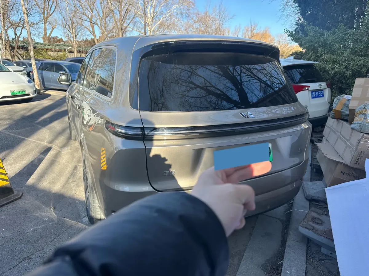 2022 Li L9 Range Extended 154HP REEV 42.6KWH,autocango,china used car exporter,china ev exporter,chinese used car exporter,chinese used ev exporter