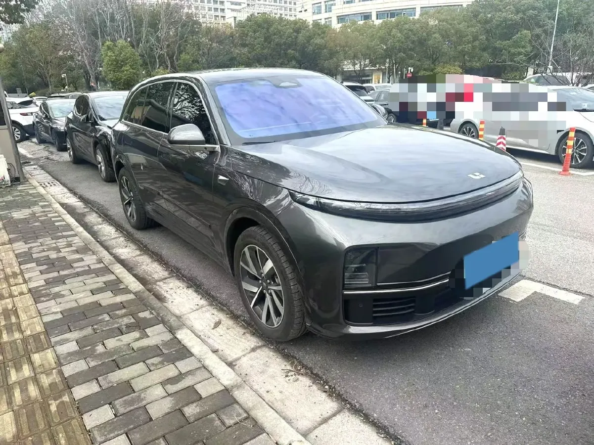 2023 Li L7 Range Extended 154HP REEV 40.9KWH,autocango,china used car exporter,china ev exporter,chinese used car exporter,chinese used ev exporter