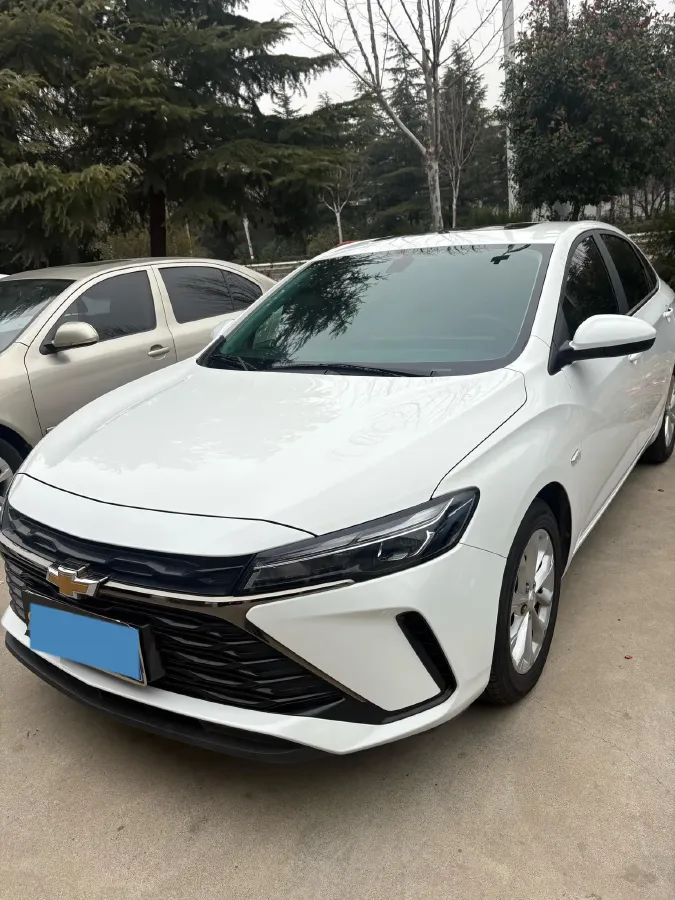 2023 Chevrolet Monza 1.5L 113HP L4 6DCT,autocango,china used car exporter,china ev exporter,chinese used car exporter,chinese used ev exporter