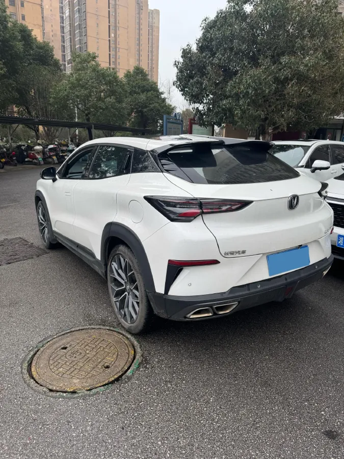 2022 ChangAn UNI-T 1.5T 188HP L4 7DCT,autocango,china used car exporter,china ev exporter,chinese used car exporter,chinese used ev exporter