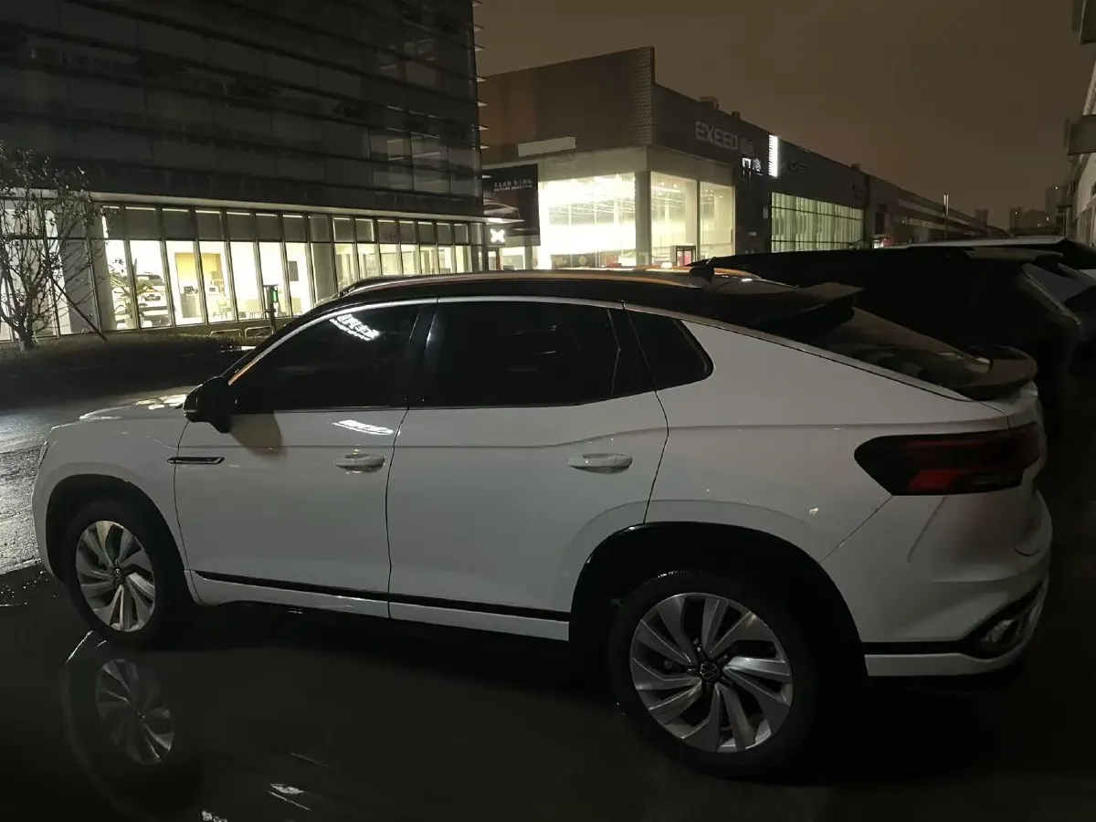 2020 Volkswagen Tayron X 2.0T 186HP L4 7DCT,autocango,china used car exporter,china ev exporter,chinese used car exporter,chinese used ev exporter