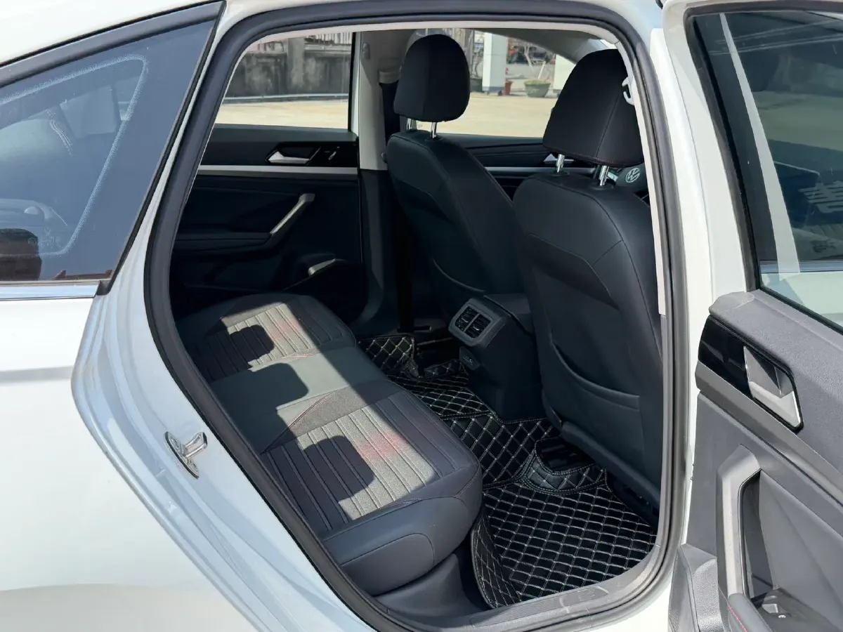 2023 Volkswagen Lavida 1.5T 160HP L4 7DCT,autocango,china used car exporter,china ev exporter,chinese used car exporter,chinese used ev exporter