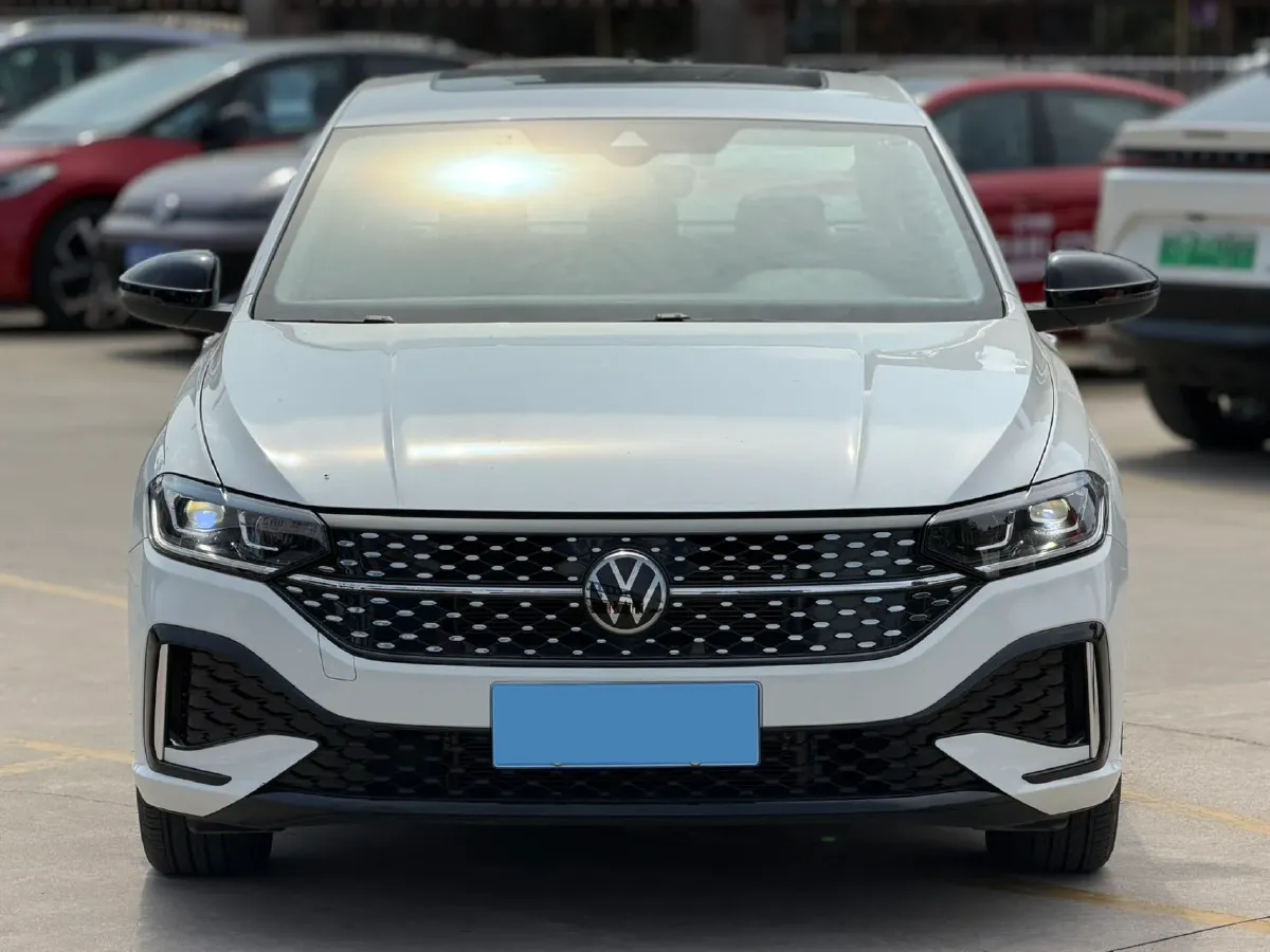 2023 Volkswagen Lavida 1.5T 160HP L4 7DCT,autocango,china used car exporter,china ev exporter,chinese used car exporter,chinese used ev exporter