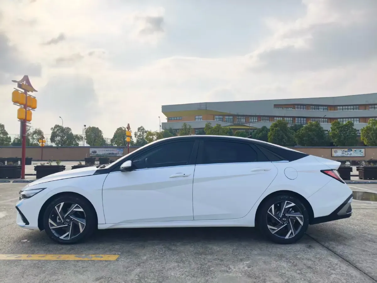2023 Hyundai Elantra 1.5L 115HP L4 CVT,autocango,china used car exporter,china ev exporter,chinese used car exporter,chinese used ev exporter