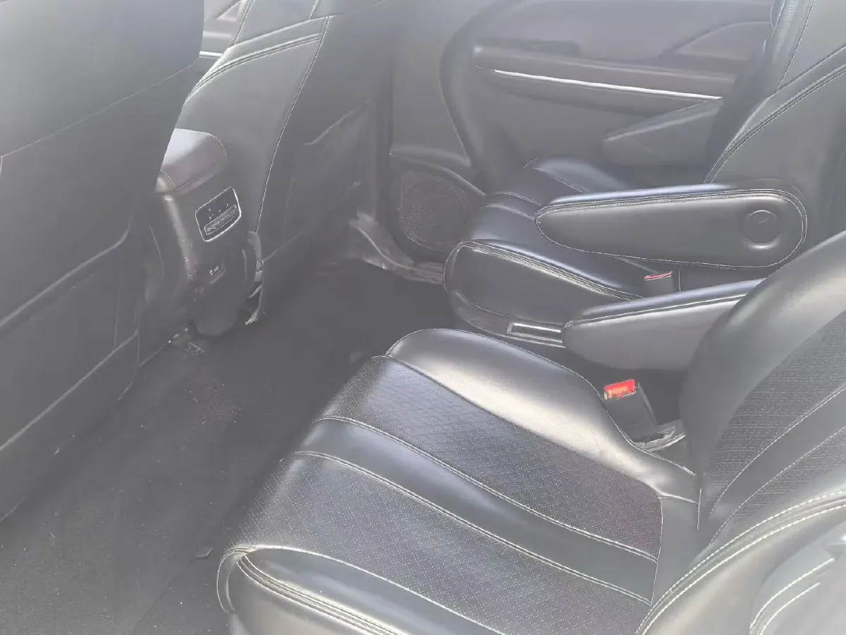 2021 GAC Trumpchi M6 1.5T 169HP L4 7DCT,autocango,china used car exporter,china ev exporter,chinese used car exporter,chinese used ev exporter